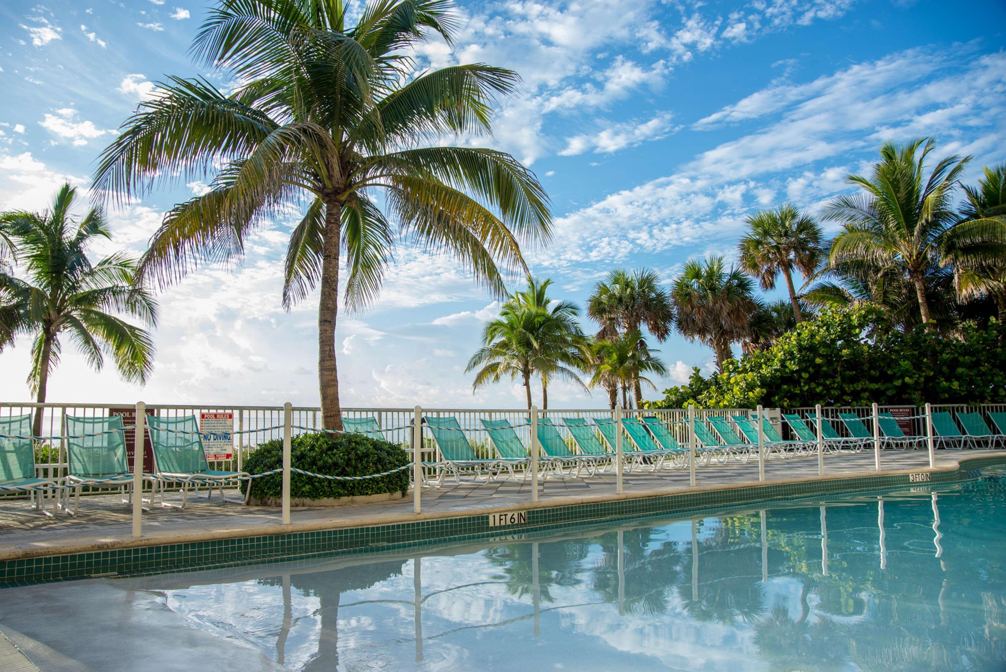 Doubletree By Hilton Ocean Point Resort - North Miami Beach Sunny Isles Beach Exterior foto