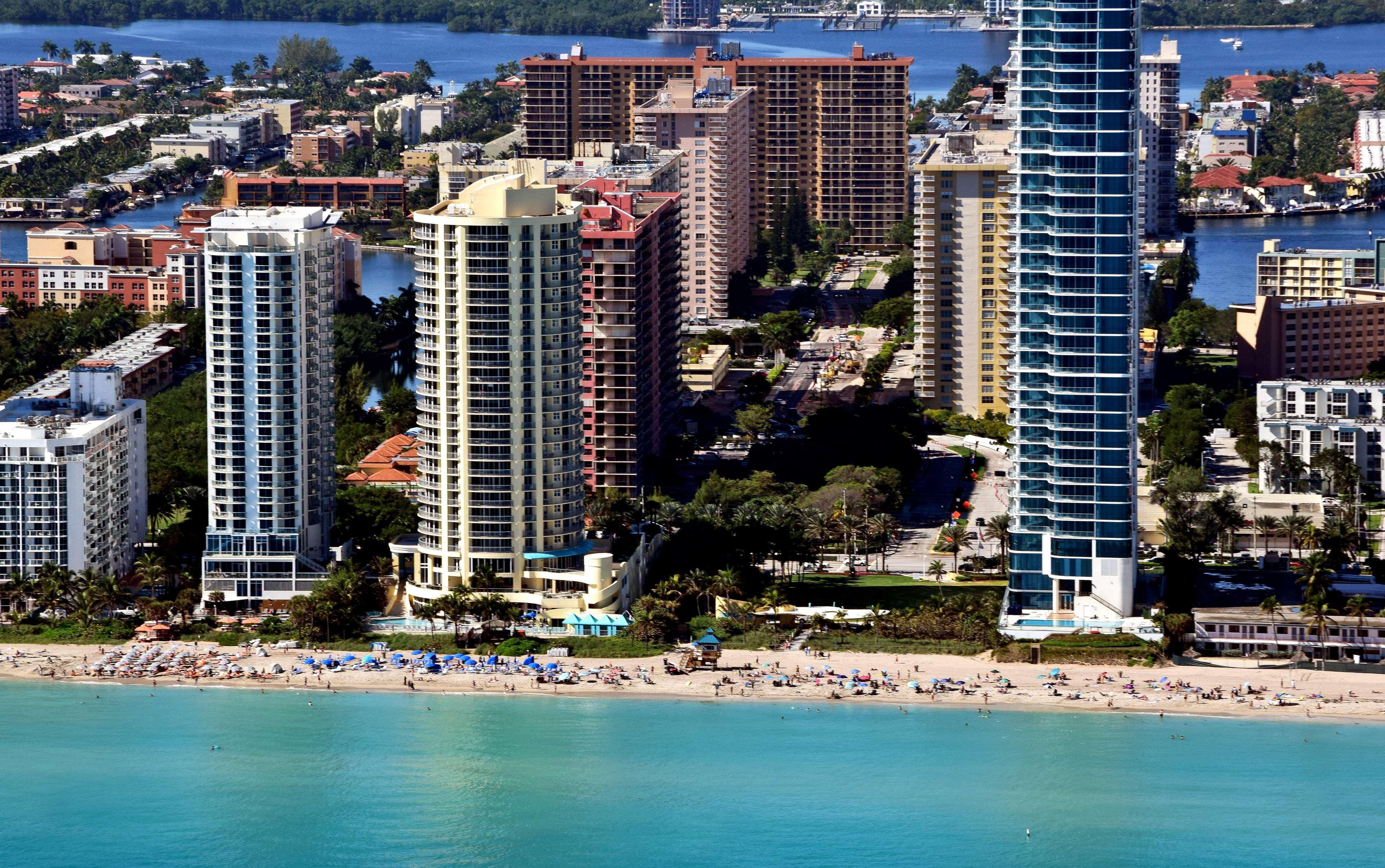 Doubletree By Hilton Ocean Point Resort - North Miami Beach Sunny Isles Beach Exterior foto